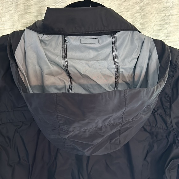 Columbia windbreaker - Picture 4 of 4